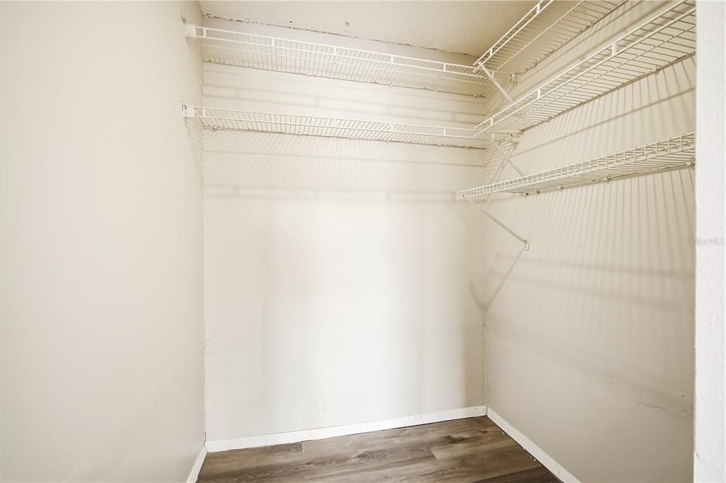 For Rent: $1,650 (2 beds, 2 baths, 906 Square Feet)