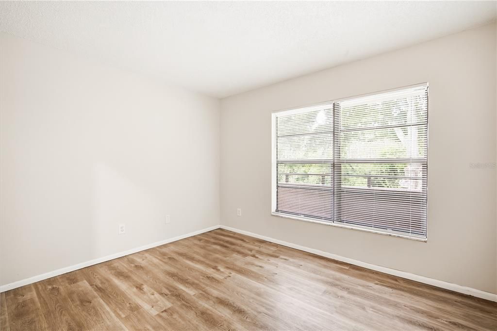 For Rent: $1,650 (2 beds, 2 baths, 906 Square Feet)