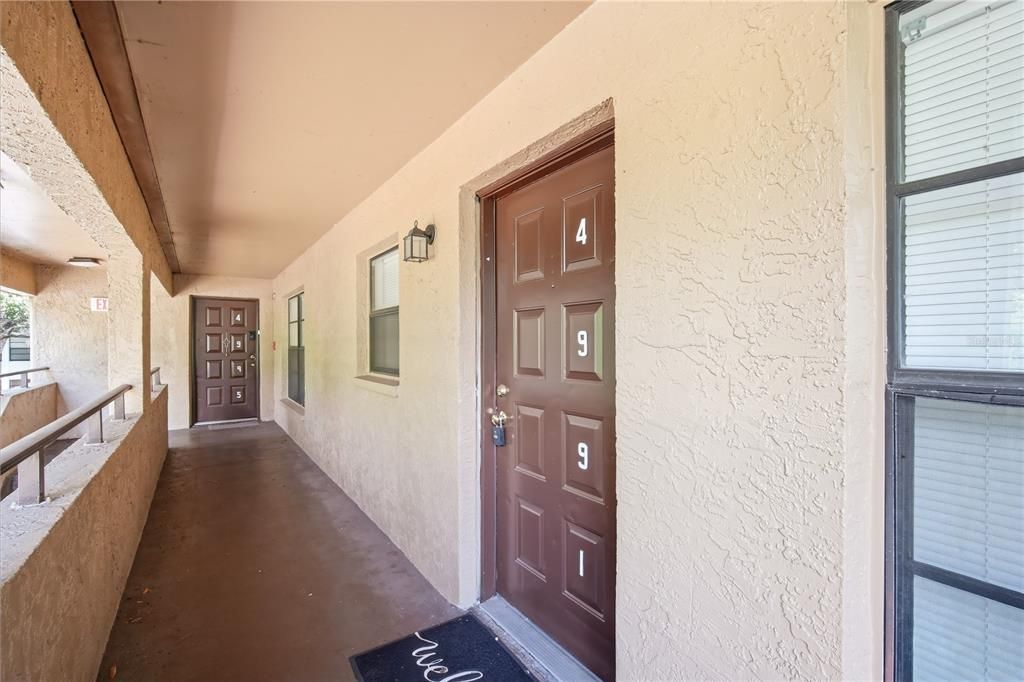 For Rent: $1,650 (2 beds, 2 baths, 906 Square Feet)