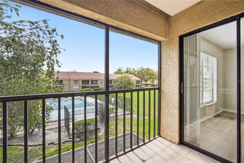 For Rent: $1,650 (2 beds, 2 baths, 906 Square Feet)