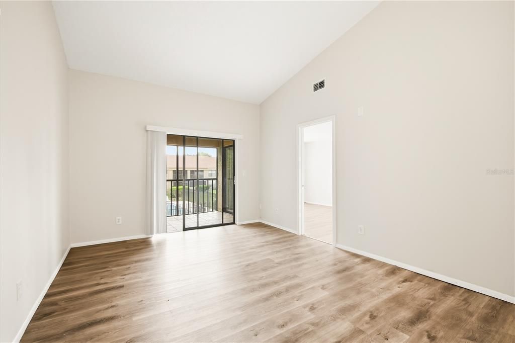 For Rent: $1,650 (2 beds, 2 baths, 906 Square Feet)