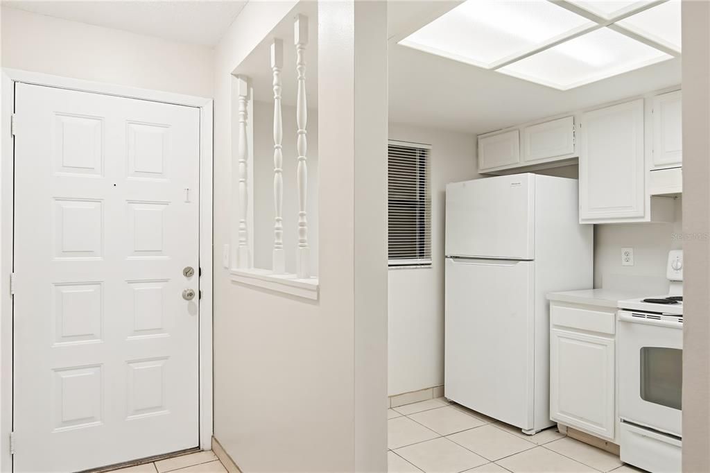 For Rent: $1,650 (2 beds, 2 baths, 906 Square Feet)
