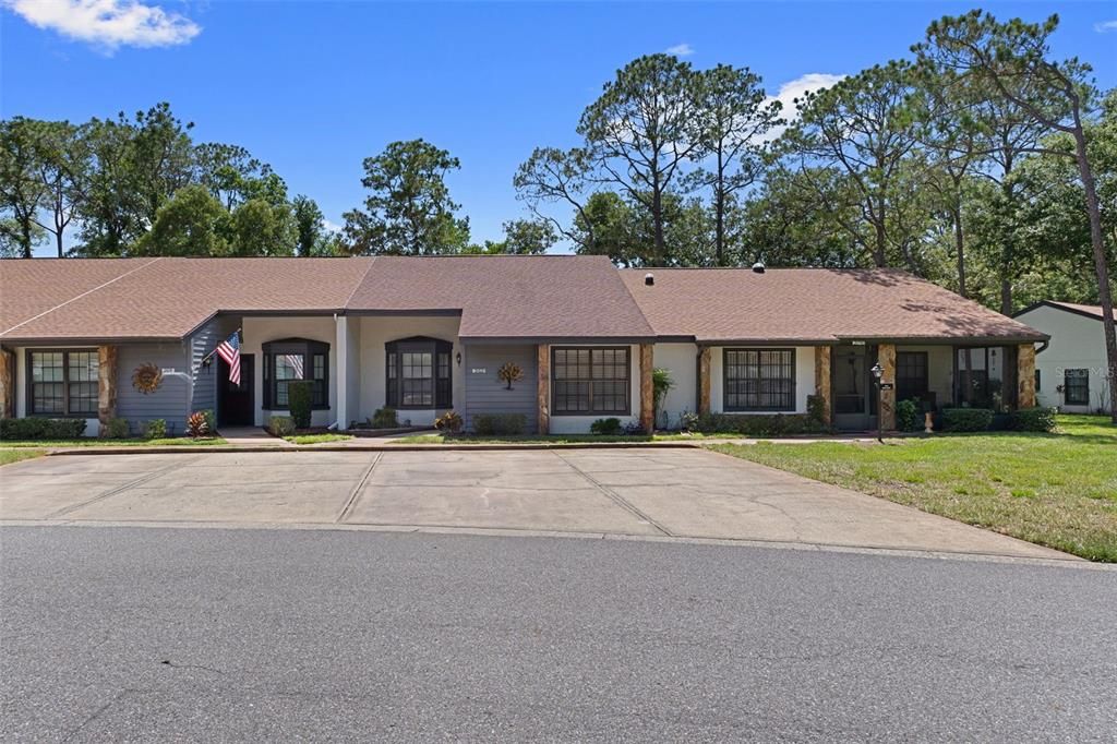 For Sale: $189,900 (2 beds, 2 baths, 995 Square Feet)