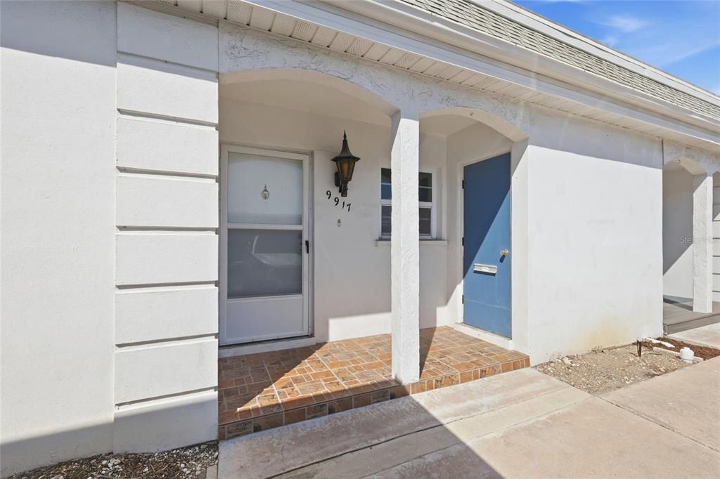 For Sale: $175,000 (2 beds, 2 baths, 1134 Square Feet)