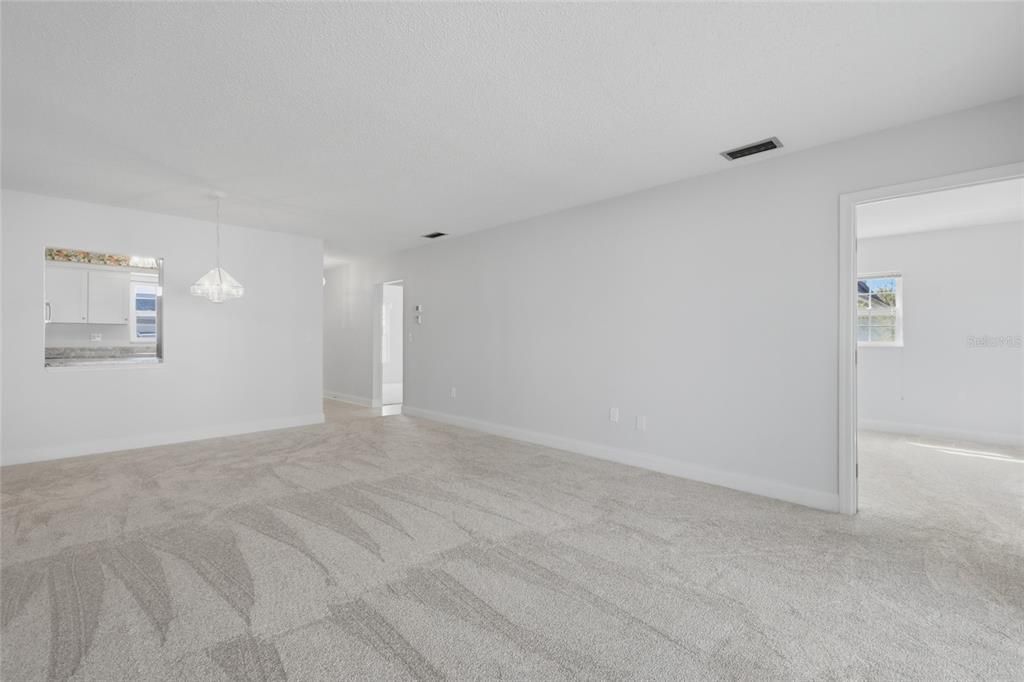For Sale: $175,000 (2 beds, 2 baths, 1134 Square Feet)