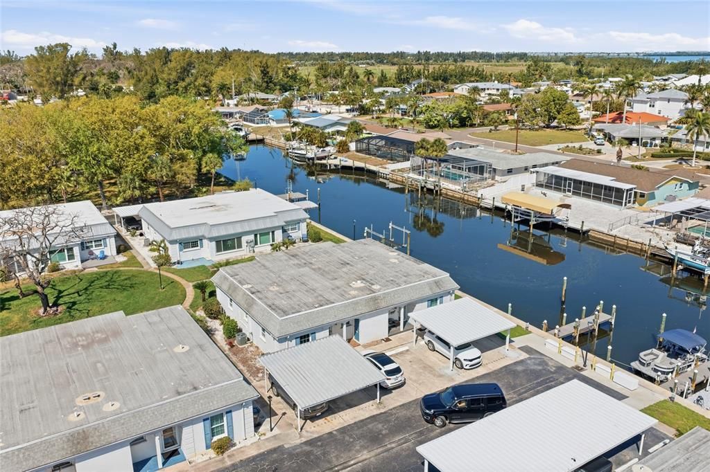 For Sale: $175,000 (2 beds, 2 baths, 1134 Square Feet)