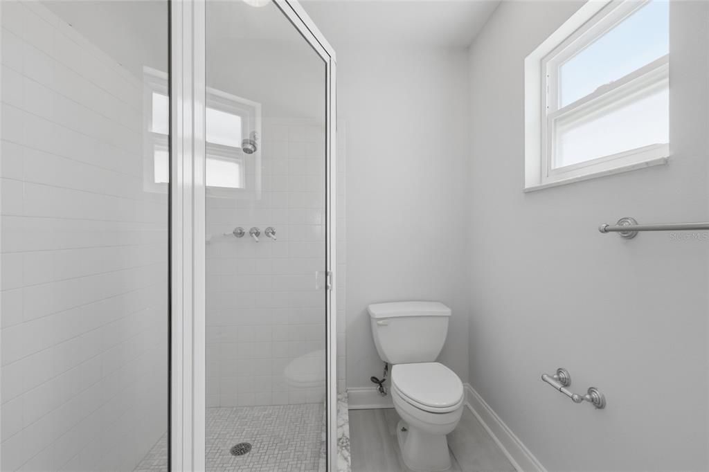For Sale: $175,000 (2 beds, 2 baths, 1134 Square Feet)