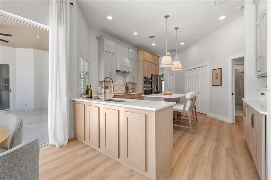 En Venta: $999,999 (3 camas, 2 baños, 2852 Pies cuadrados)