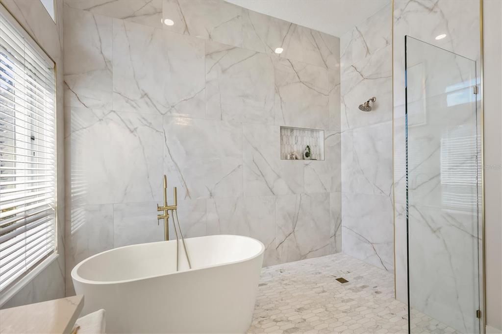 En Venta: $999,999 (3 camas, 2 baños, 2852 Pies cuadrados)