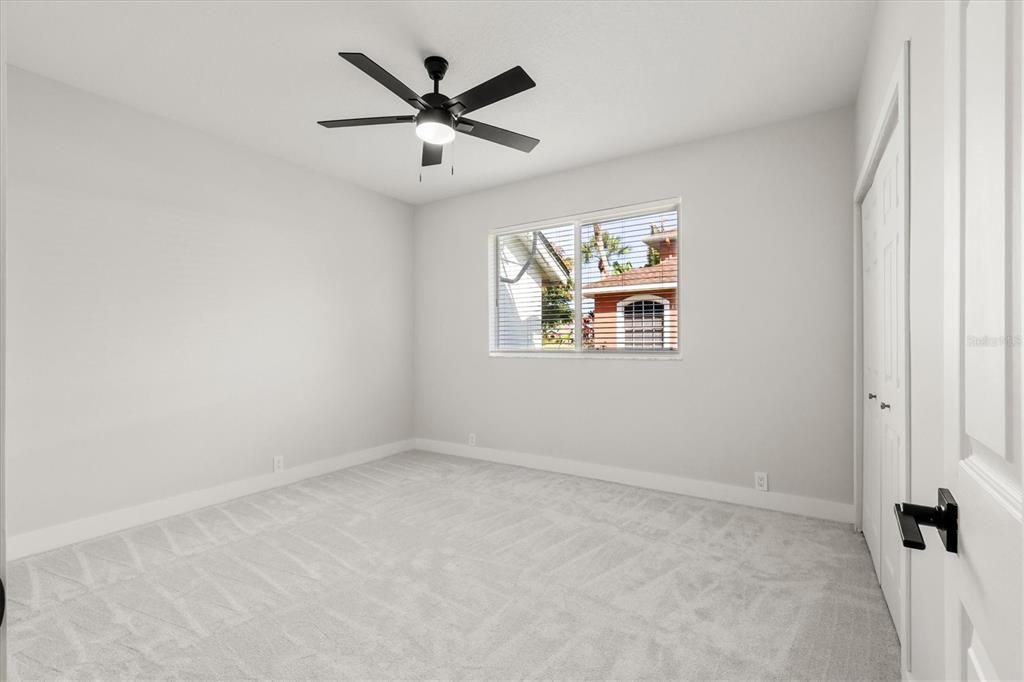 En Venta: $999,999 (3 camas, 2 baños, 2852 Pies cuadrados)
