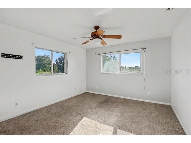 En Venta: $299,900 (3 camas, 2 baños, 1838 Pies cuadrados)