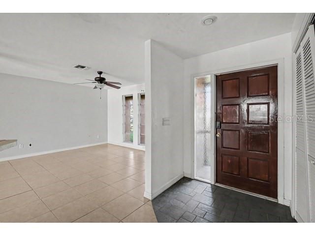 En Venta: $299,900 (3 camas, 2 baños, 1838 Pies cuadrados)