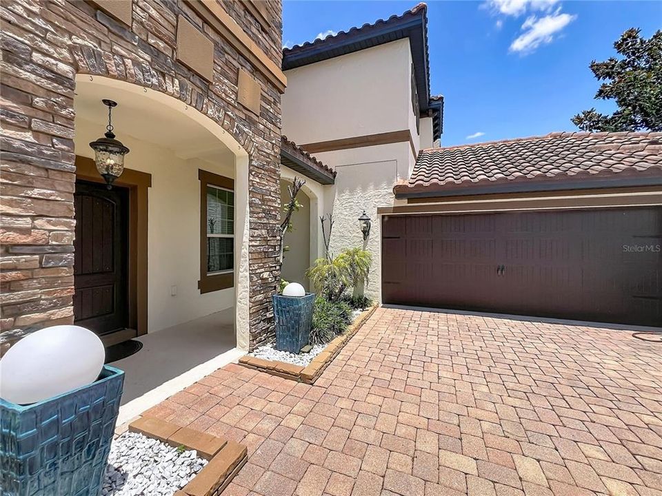 En Venta: $1,075,000 (5 camas, 4 baños, 4332 Pies cuadrados)