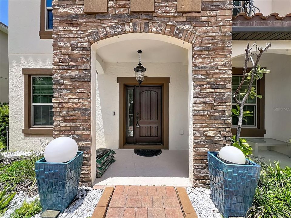 En Venta: $1,075,000 (5 camas, 4 baños, 4332 Pies cuadrados)