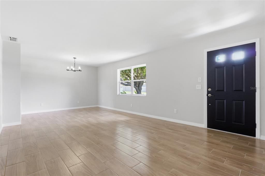 For Sale: $445,000 (3 beds, 2 baths, 2198 Square Feet)