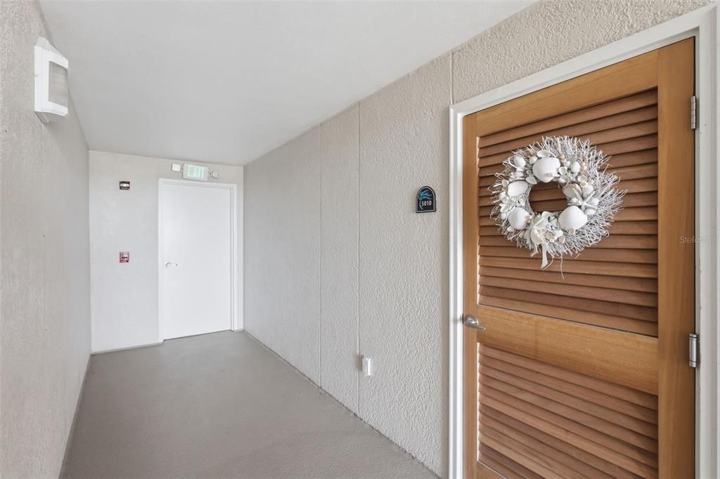 В аренду: $2,325 (2 спален, 2 ванн, 1200 Квадратных фут)