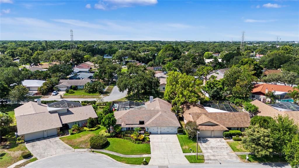 En Venta: $949,900 (5 camas, 3 baños, 2915 Pies cuadrados)