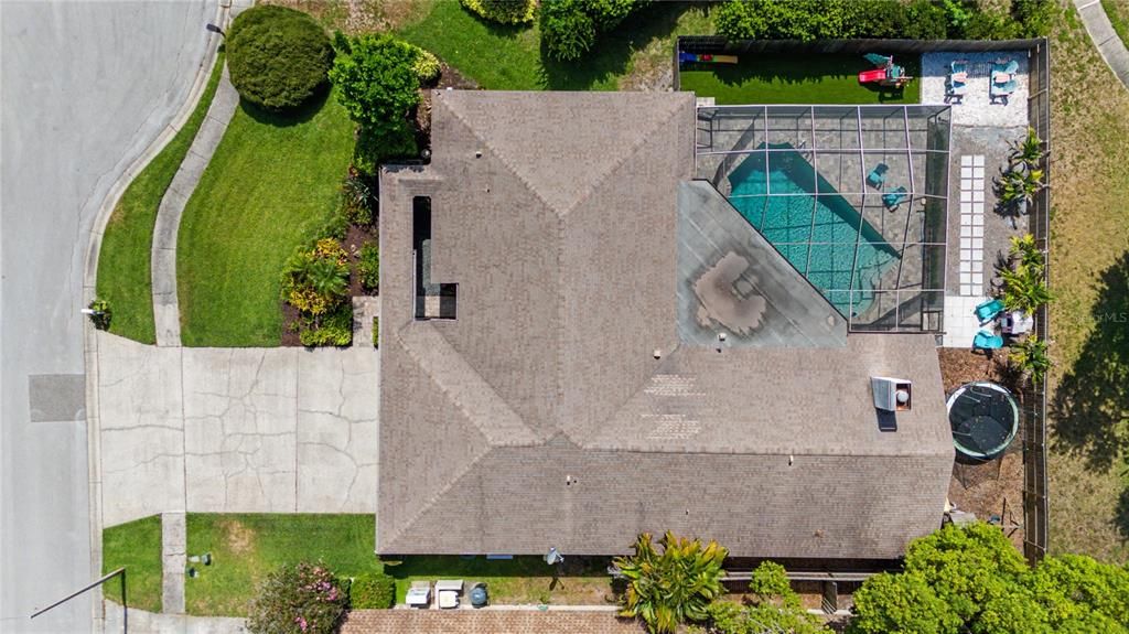 En Venta: $949,900 (5 camas, 3 baños, 2915 Pies cuadrados)