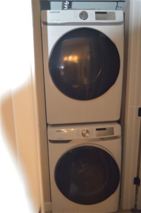 En Renta: $1,500 (2 camas, 1 baños, 888 Pies cuadrados)