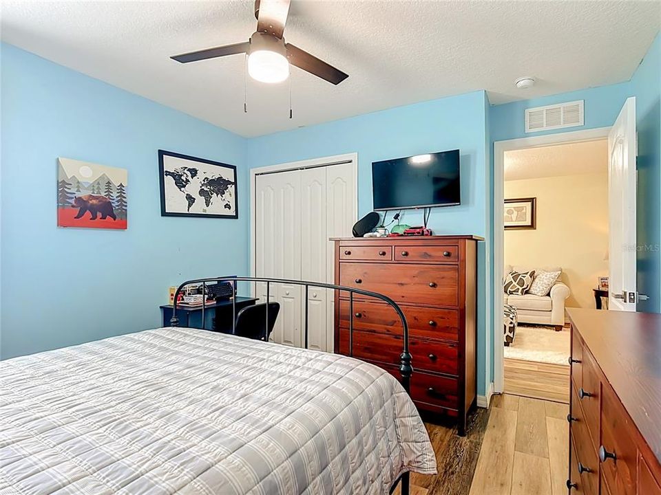В аренду: $2,550 (4 спален, 2 ванн, 2682 Квадратных фут)
