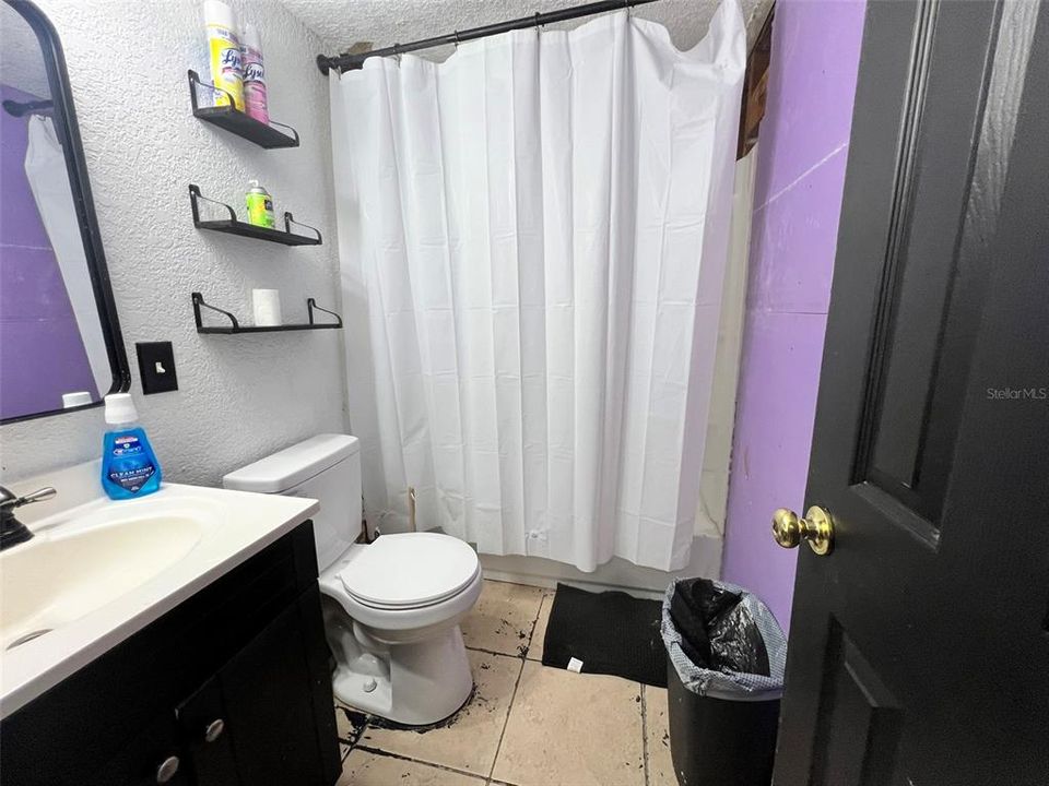 На продажу: $175,000 (3 спален, 2 ванн, 1068 Квадратных фут)