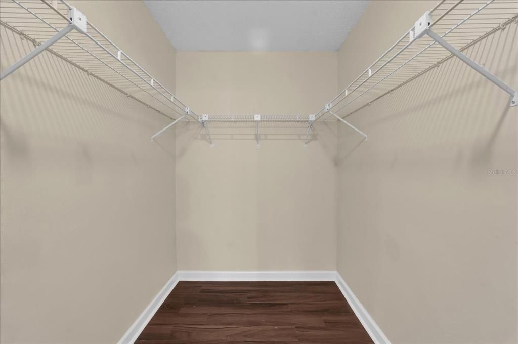 For Rent: $1,599 (2 beds, 2 baths, 912 Square Feet)