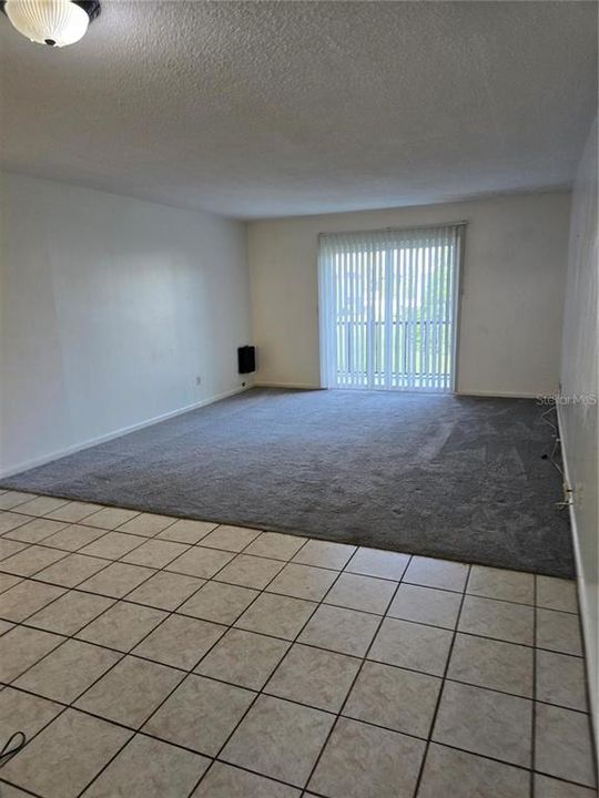 В аренду: $1,400 (1 спален, 1 ванн, 760 Квадратных фут)
