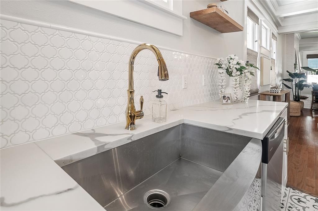 В аренду: $3,950 (3 спален, 2 ванн, 2410 Квадратных фут)