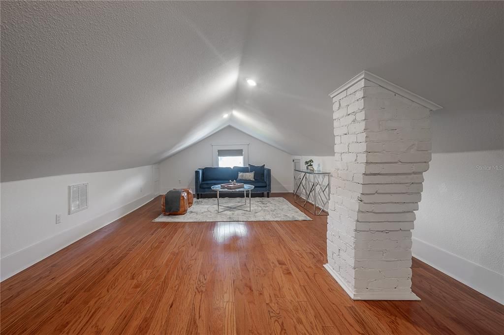 В аренду: $3,950 (3 спален, 2 ванн, 2410 Квадратных фут)