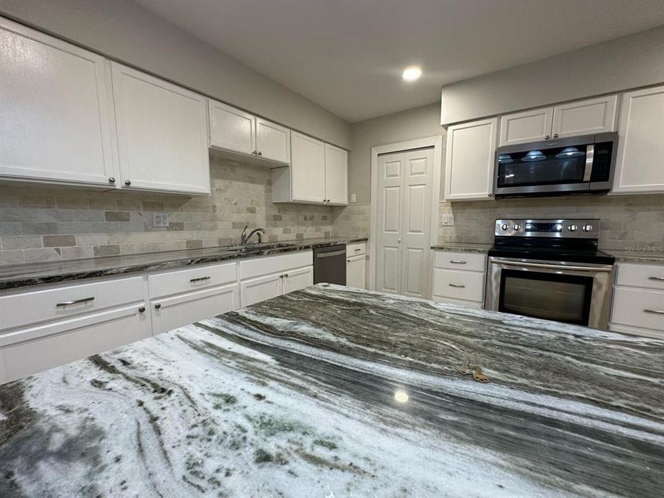 В аренду: $2,650 (3 спален, 2 ванн, 2200 Квадратных фут)