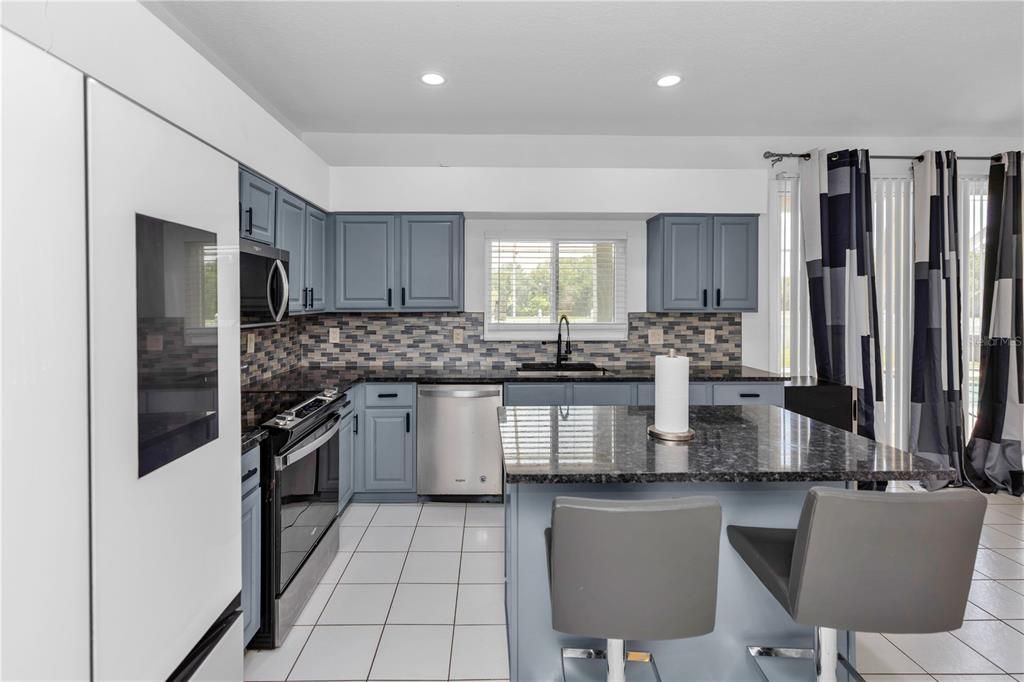 For Sale: $695,000 (5 beds, 3 baths, 3897 Square Feet)