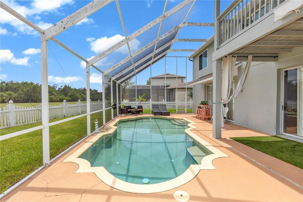 For Sale: $695,000 (5 beds, 3 baths, 3897 Square Feet)