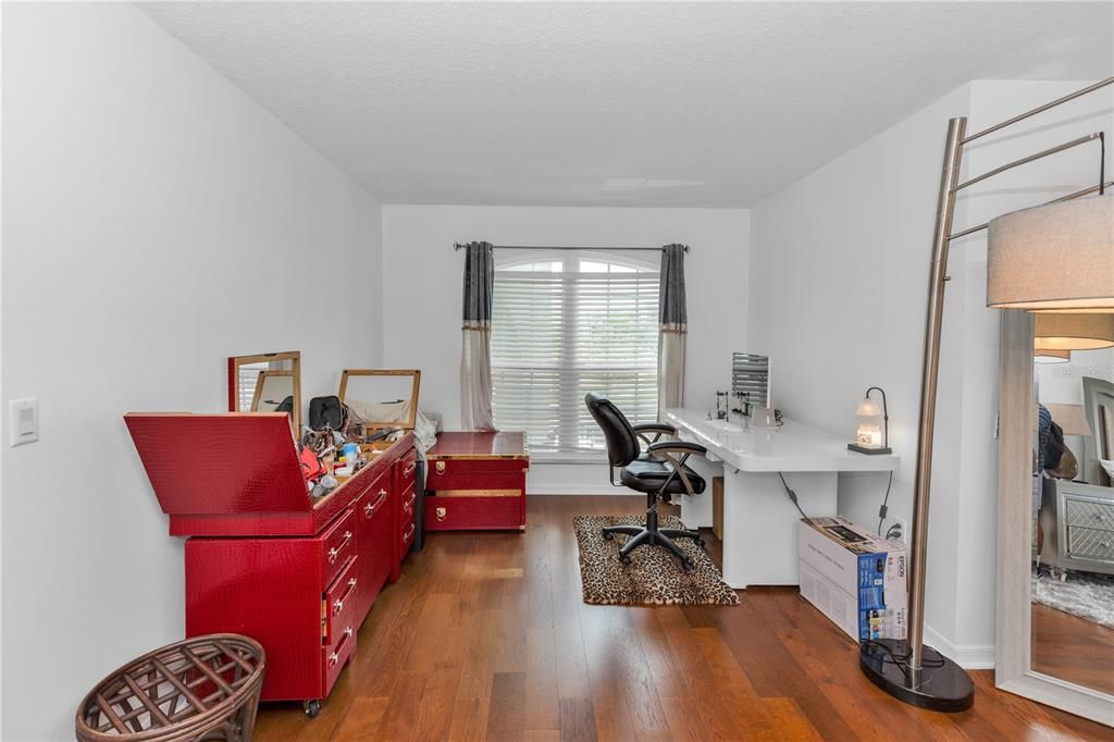 For Sale: $695,000 (5 beds, 3 baths, 3897 Square Feet)