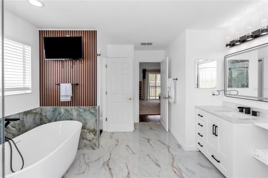 For Sale: $695,000 (5 beds, 3 baths, 3897 Square Feet)