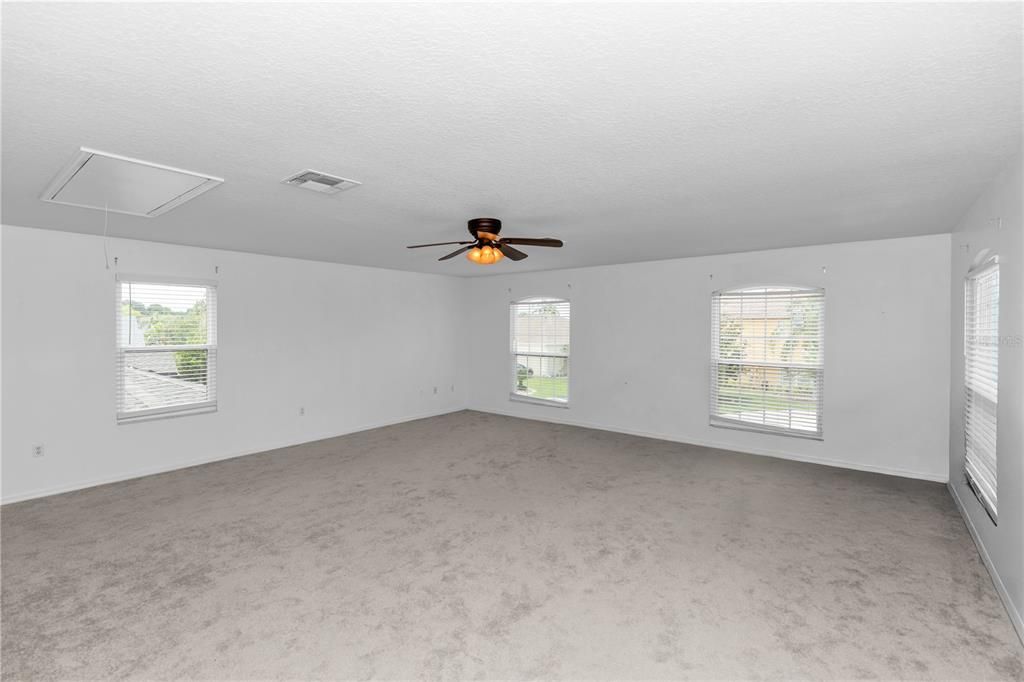 For Sale: $695,000 (5 beds, 3 baths, 3897 Square Feet)