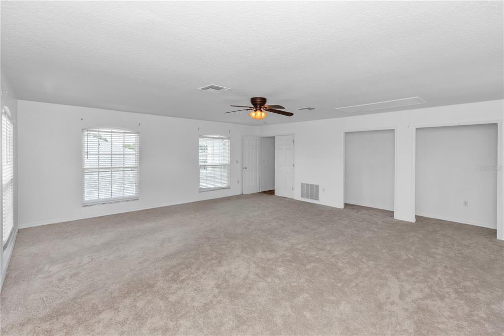 For Sale: $695,000 (5 beds, 3 baths, 3897 Square Feet)
