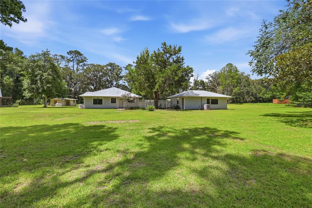 For Sale: $539,900 (3 beds, 3 baths, 2027 Square Feet)