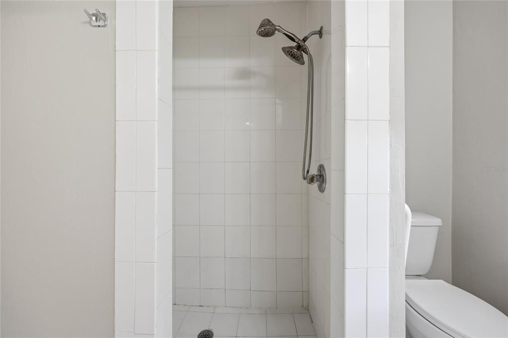For Sale: $539,900 (3 beds, 3 baths, 2027 Square Feet)