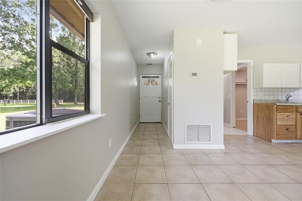 For Sale: $539,900 (3 beds, 3 baths, 2027 Square Feet)