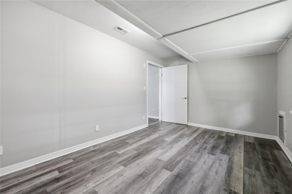 For Sale: $539,900 (3 beds, 3 baths, 2027 Square Feet)