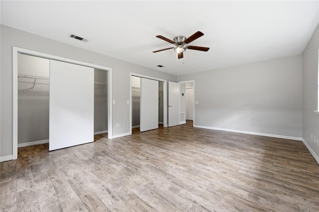 For Sale: $539,900 (3 beds, 3 baths, 2027 Square Feet)