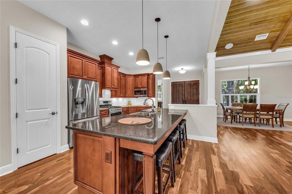 For Sale: $1,250,000 (4 beds, 3 baths, 3110 Square Feet)