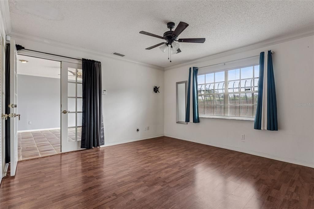 В аренду: $2,200 (2 спален, 2 ванн, 1262 Квадратных фут)