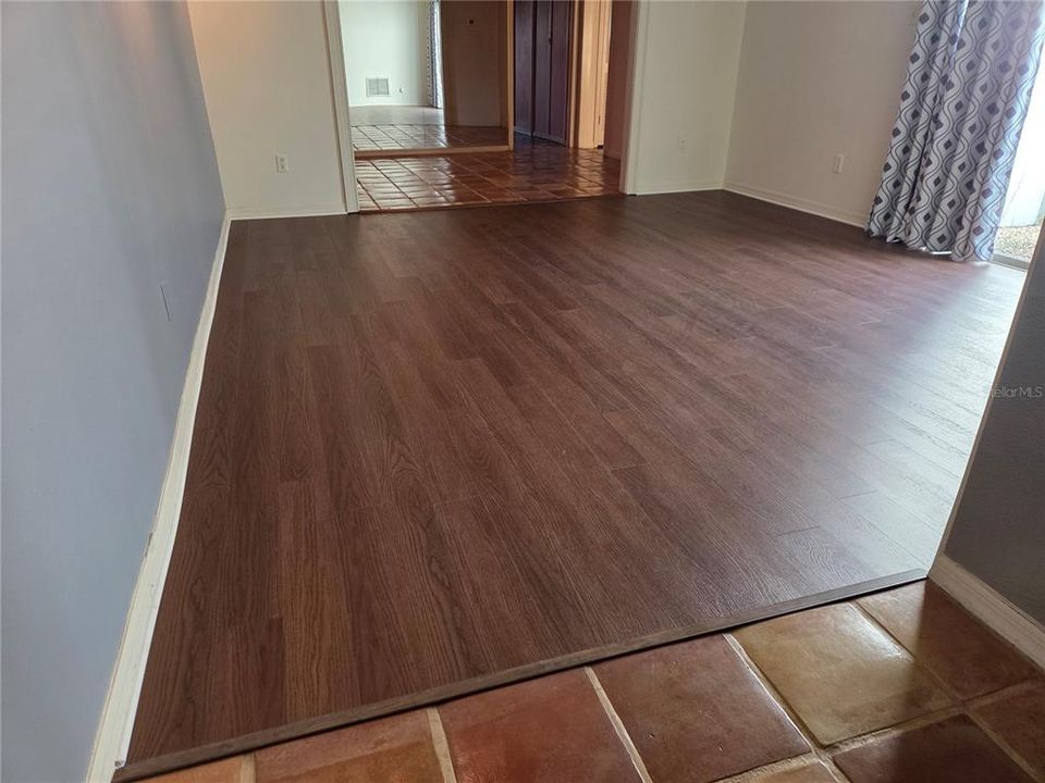 В аренду: $2,200 (2 спален, 2 ванн, 1262 Квадратных фут)