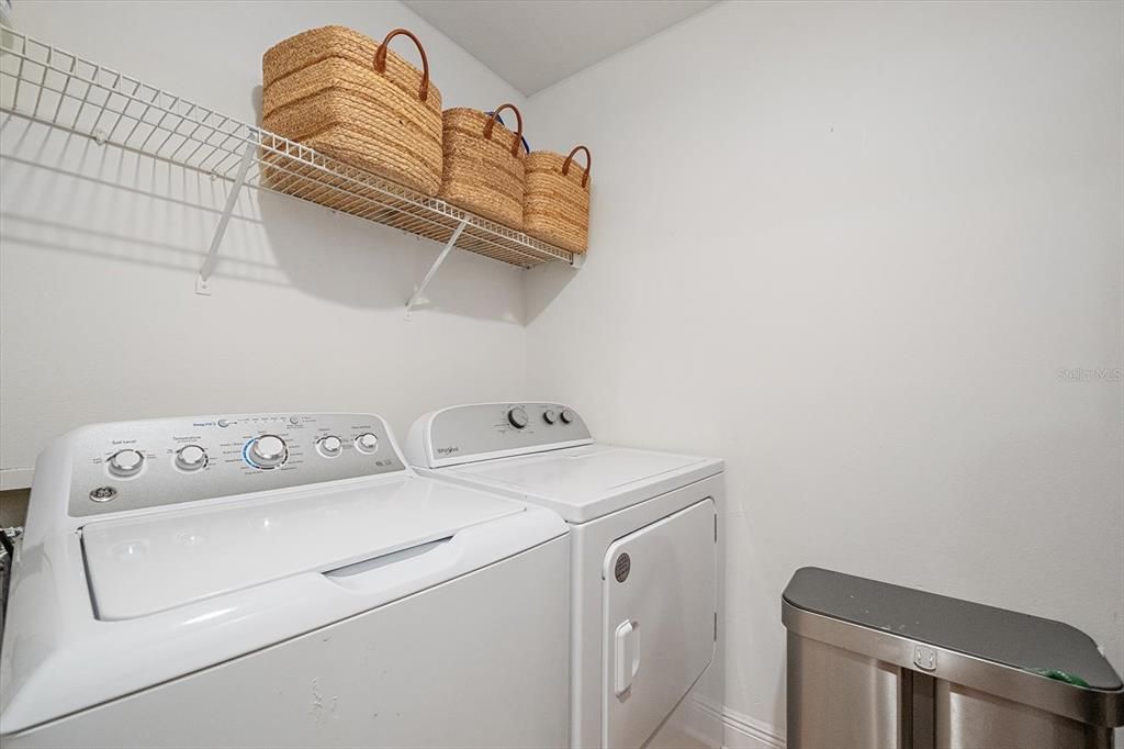На продажу: $249,900 (3 спален, 2 ванн, 1272 Квадратных фут)