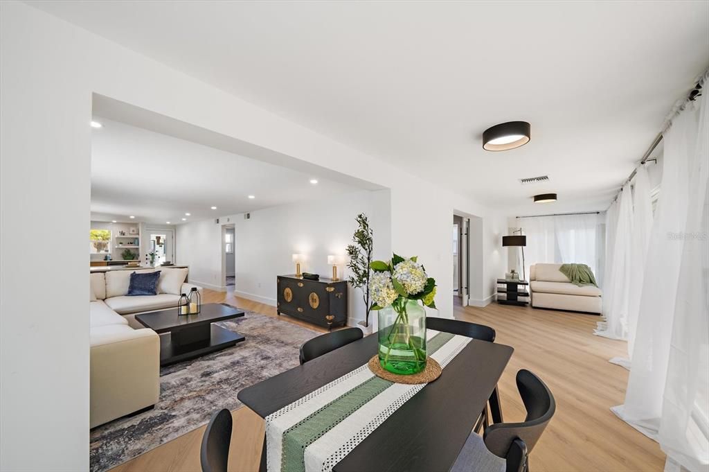 For Sale: $499,000 (2 beds, 2 baths, 1337 Square Feet)