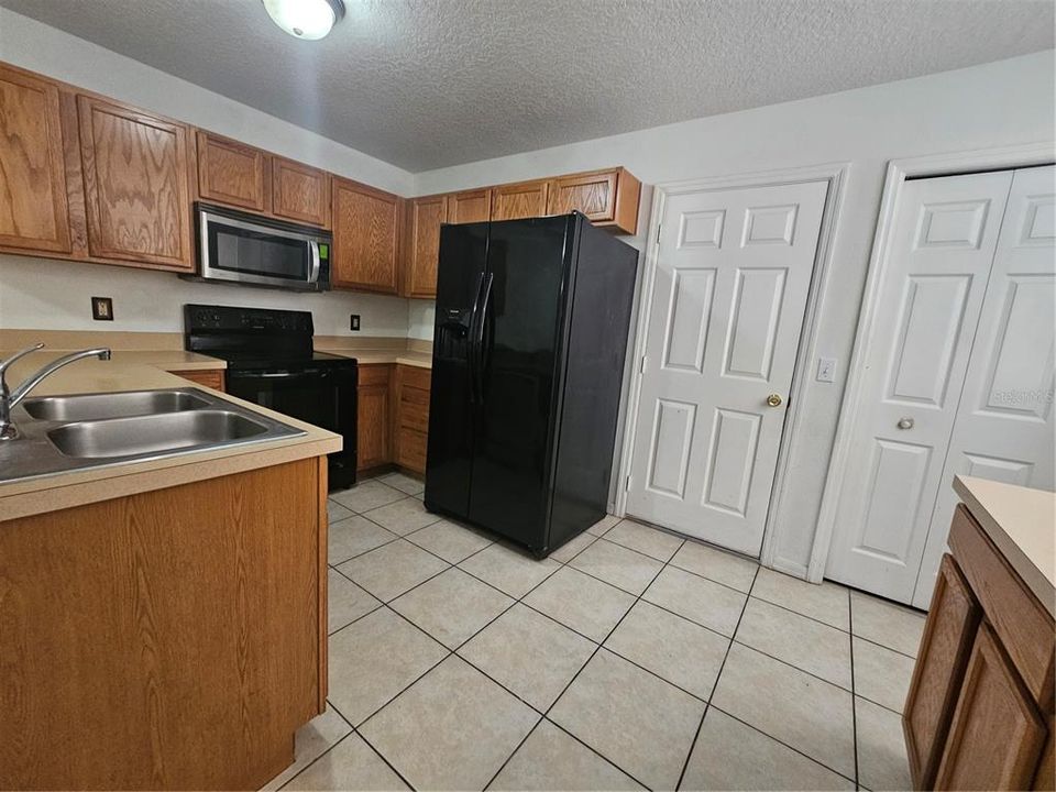 En Venta: $270,000 (3 camas, 2 baños, 1495 Pies cuadrados)