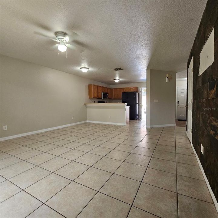 En Venta: $270,000 (3 camas, 2 baños, 1495 Pies cuadrados)