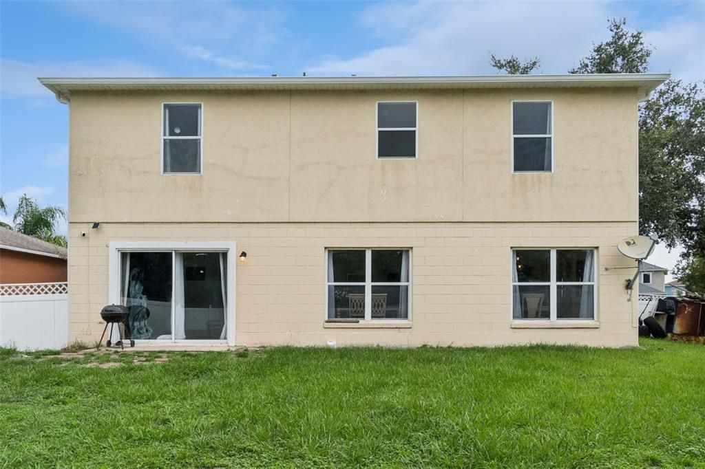 En Venta: $307,000 (4 camas, 2 baños, 2162 Pies cuadrados)