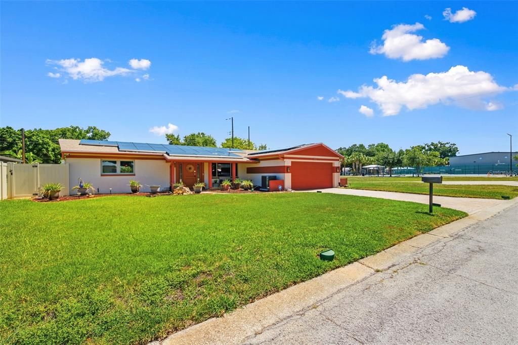 En Venta: $440,000 (3 camas, 2 baños, 1356 Pies cuadrados)